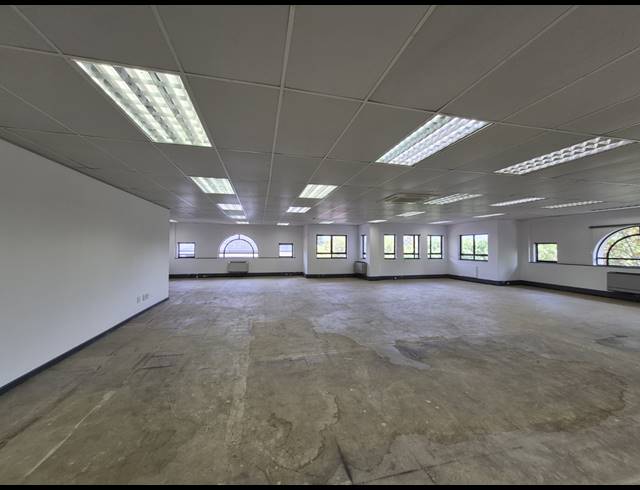 457M² OFFICE TO LET IN HYDE PARK